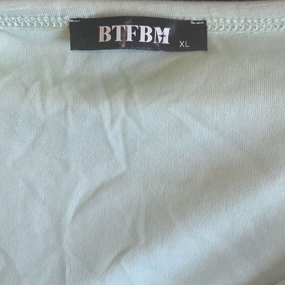 Cute NWOT midi dress - Picture 5 of 6